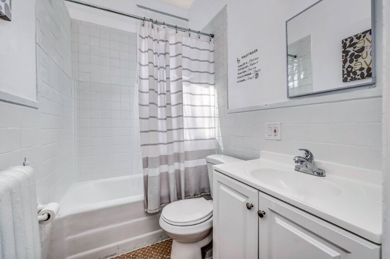 Building Photo - 217 Loraine Ave