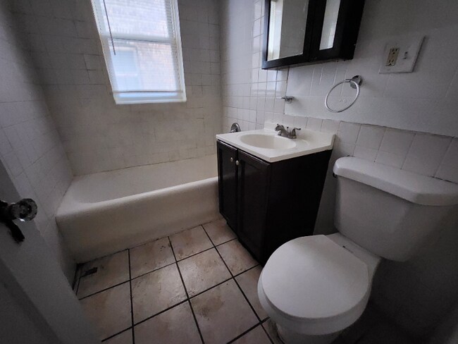 Building Photo - 8348 S Maryland Ave