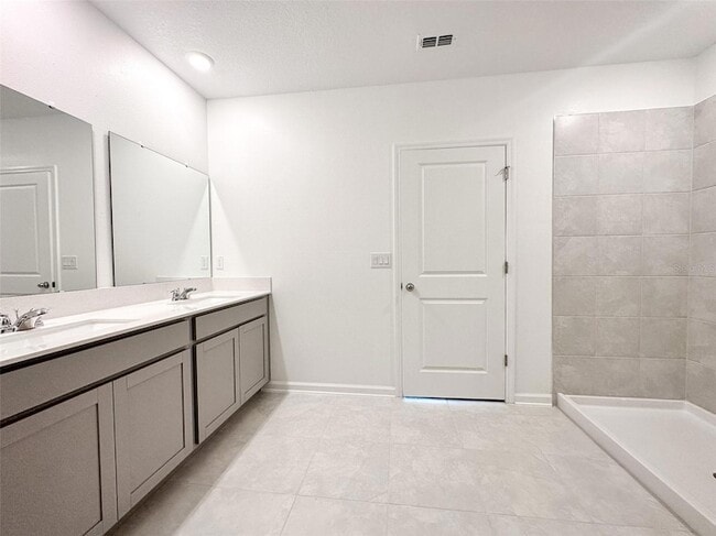 Building Photo - 2302 Burney Fls Ln