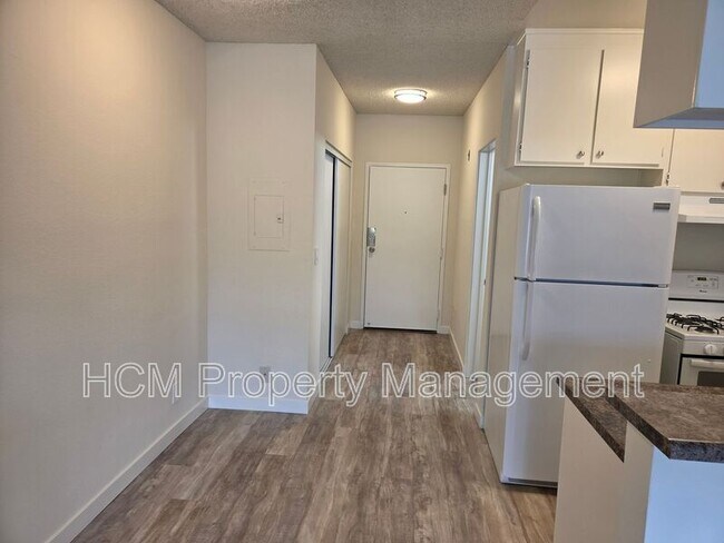 Building Photo - 10075 Tujunga Canyon Blvd