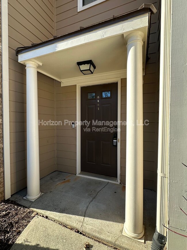 Building Photo - 6461 Topside Ave