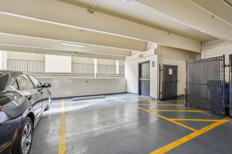 Building Photo - 11800 Old Georgetown Rd