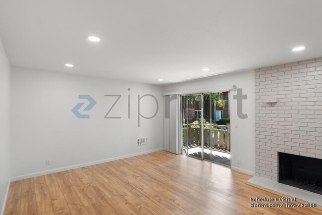 Building Photo - 99 E Middlefield Rd