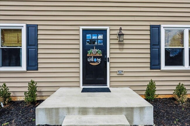 Building Photo - 7338 Argonne Dr