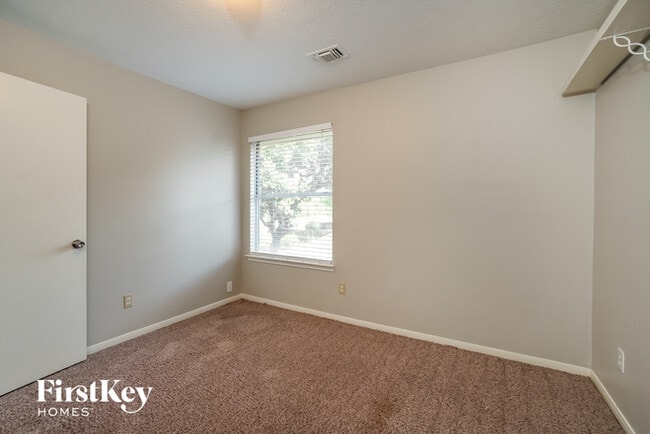 Building Photo - 17618 Garnercrest Dr