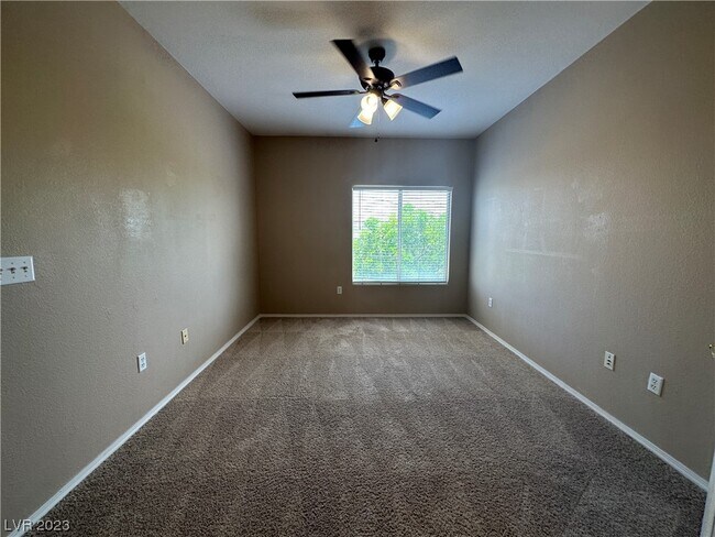 Building Photo - 10830 Amber Ridge Dr
