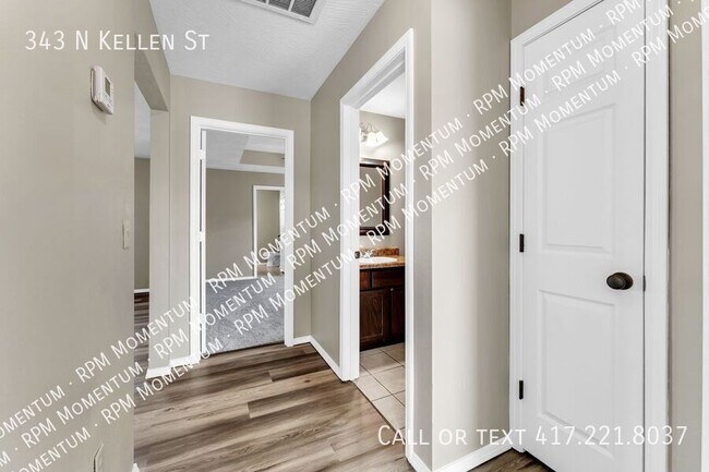 Building Photo - 343 Kellen St