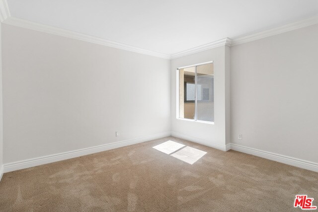 Building Photo - 3200 La Rotonda Dr