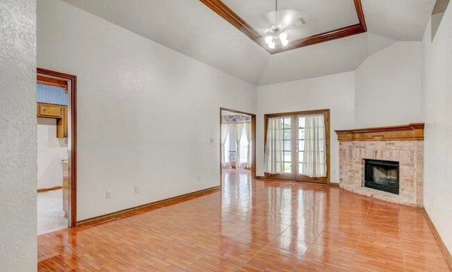 Building Photo - 1119 Meadowvale Dr