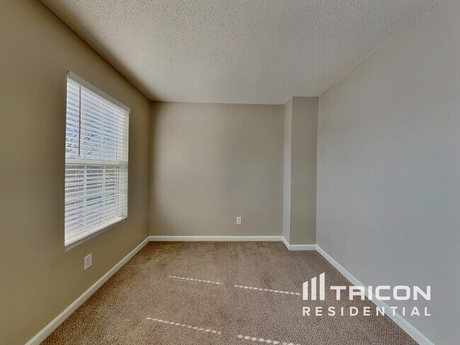 Building Photo - 314 Stone Meadow Dr