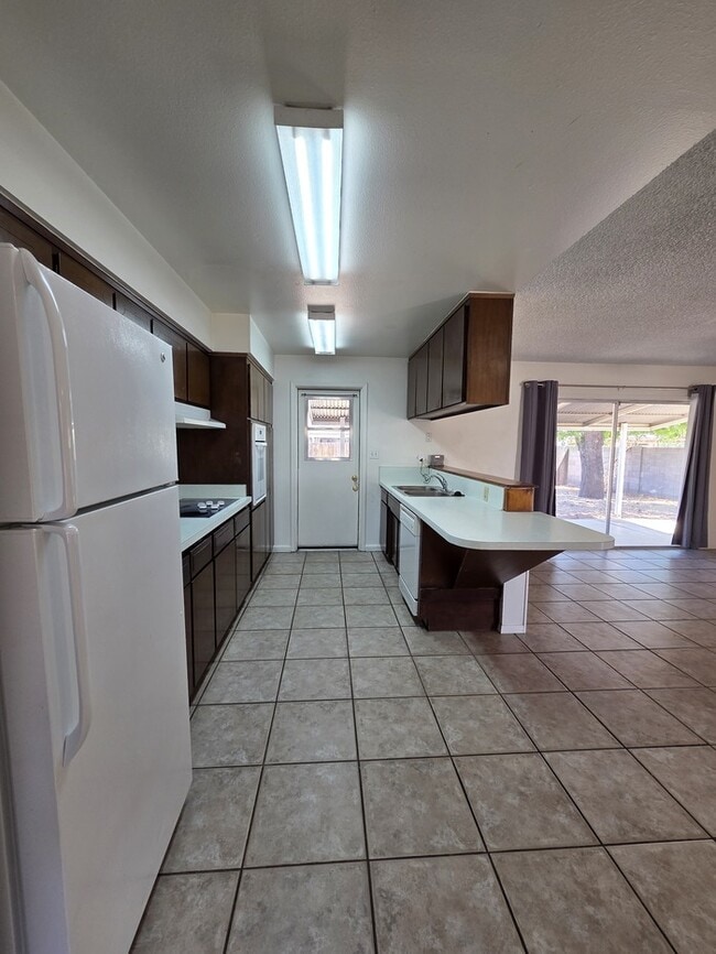 Building Photo - Great Tempe 3 bedroom 2 bath