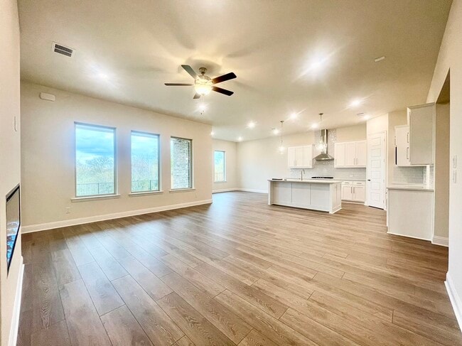 Building Photo - 1632 Estivella Dr