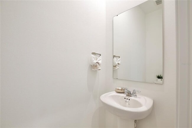 Building Photo - 3105 Douglas Fir Dr