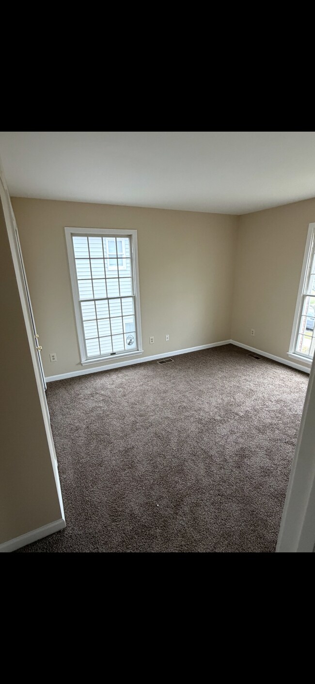 Building Photo - 889 Neff Rd