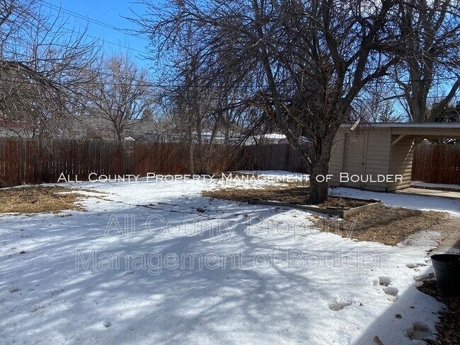 Building Photo - 260 30th St