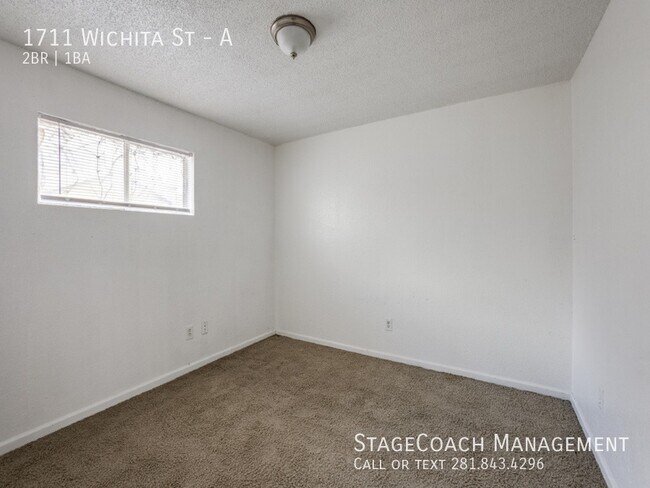 Building Photo - 1711 Wichita St