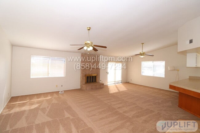 Building Photo - 515 La Haina Pl