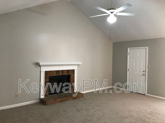 Building Photo - 3443 Linderwood Dr