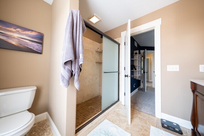 Building Photo - 15615 Dunberry Way