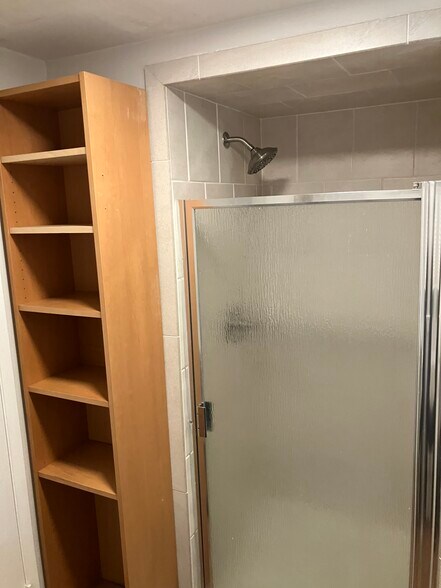 Building Photo - 9416 SW View Point Ter