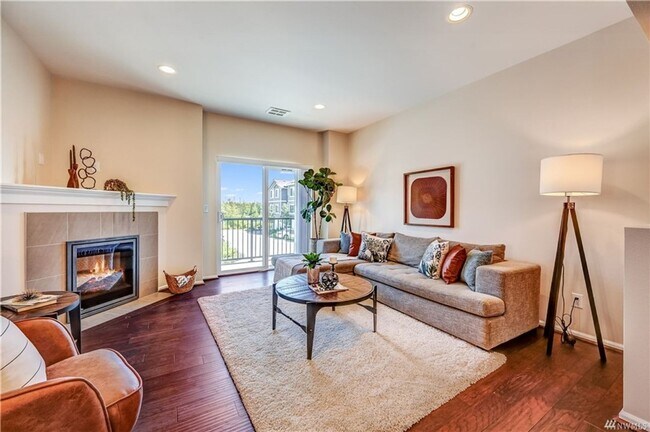 Building Photo - 3454 31st Dr