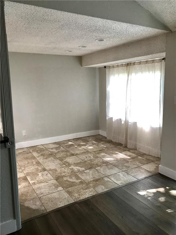 Building Photo - 3406 Valley Pike Rd