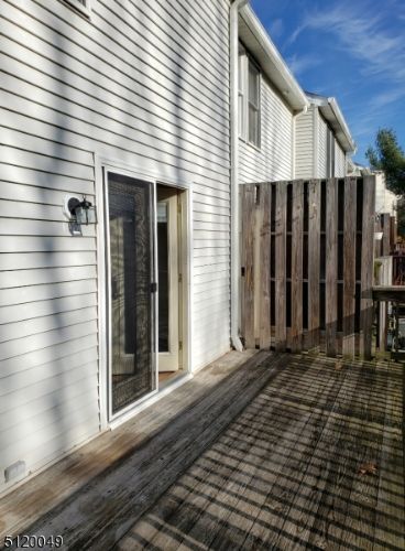 Building Photo - 53 Ben Franklin Dr