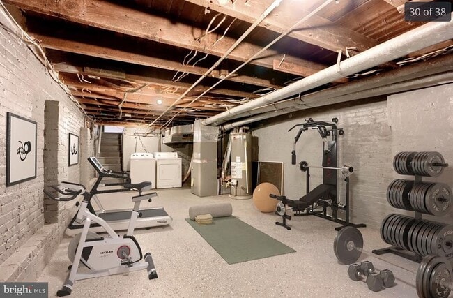 Building Photo - 1026 Riverside Ave