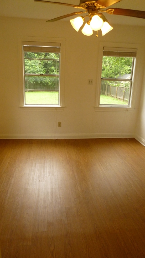 Building Photo - Fantastic cottage in SoCo