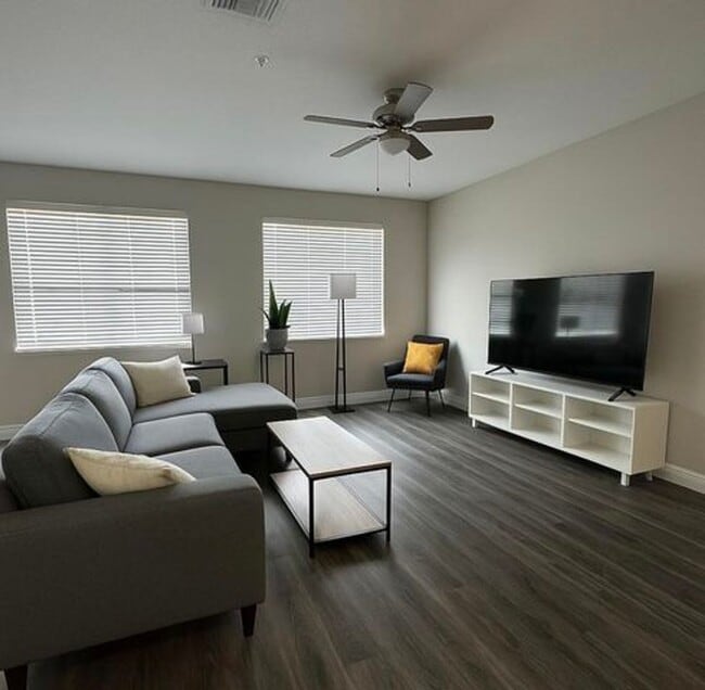 Building Photo - 101 Ocean Cay Way