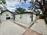 Building Photo - 3148 W Cordelia St
