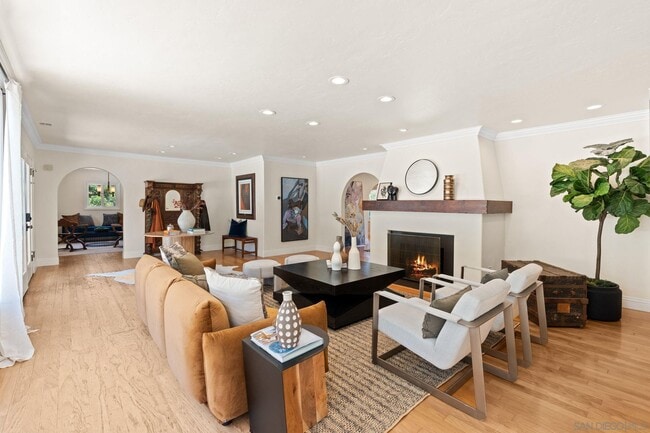 Building Photo - 6347 Las Colinas