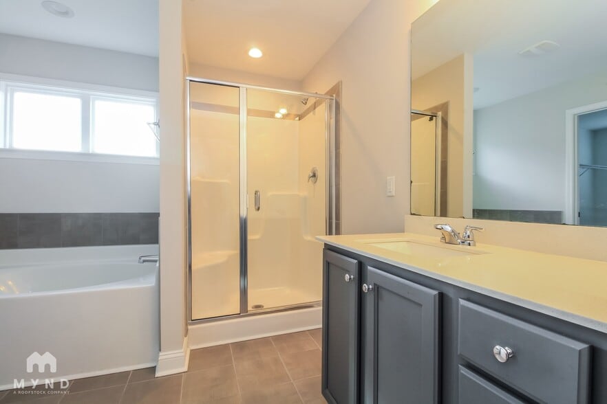 Building Photo - 7881 Waterwillow Dr