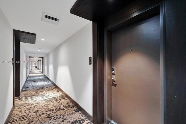 Building Photo - 301 Altara Ave