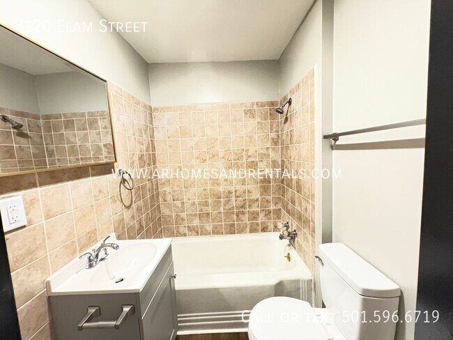 Building Photo - 3120 Elam St
