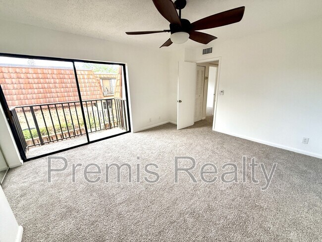 Building Photo - 2607 6th Ct