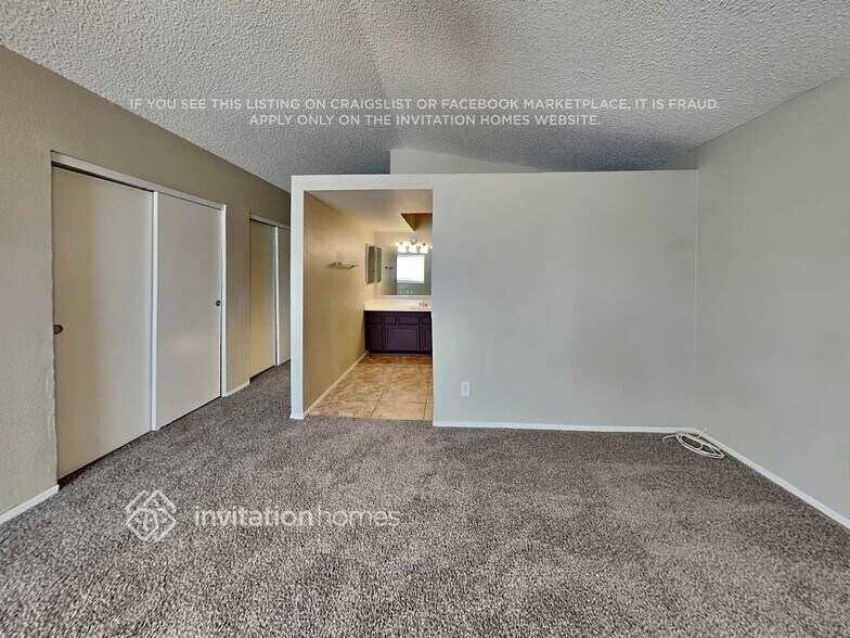 Building Photo - 10003 W Montecito Ave