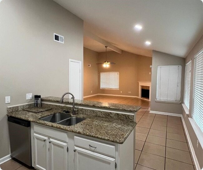 Building Photo - 12603 Hickory Bend Dr