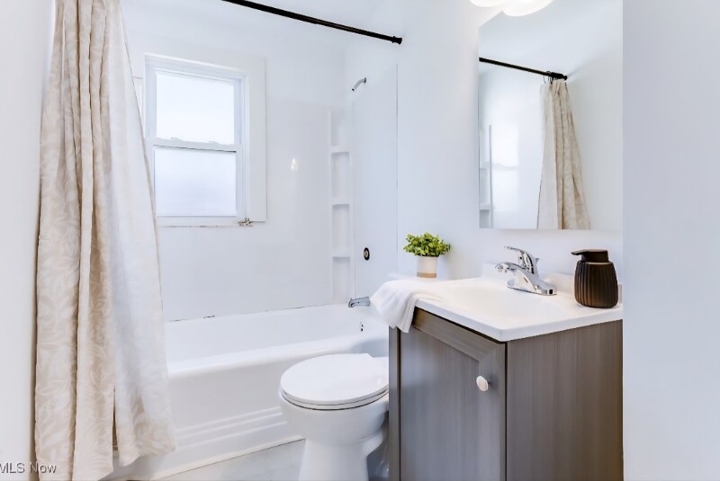 Building Photo - 804 S Belle Vista Ave