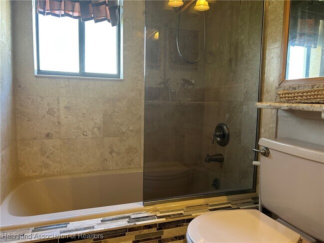 Building Photo - 5556 Matanzas Dr