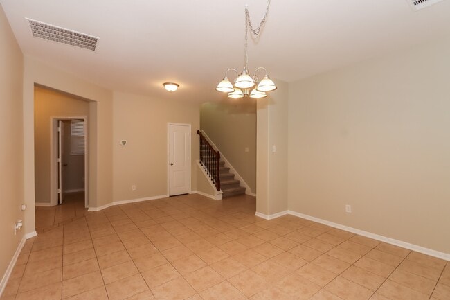 Building Photo - 1315 Lucas St