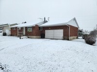 Building Photo - 5065 S 300 W