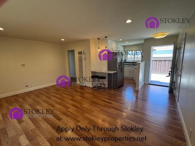 Building Photo - 626 Windsor St