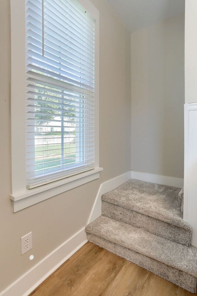 Building Photo - 1232 Lafayette St