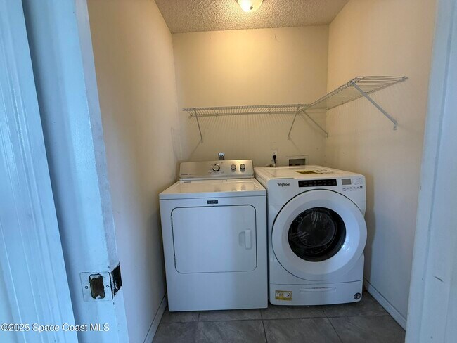 Building Photo - 3506 Egret Dr
