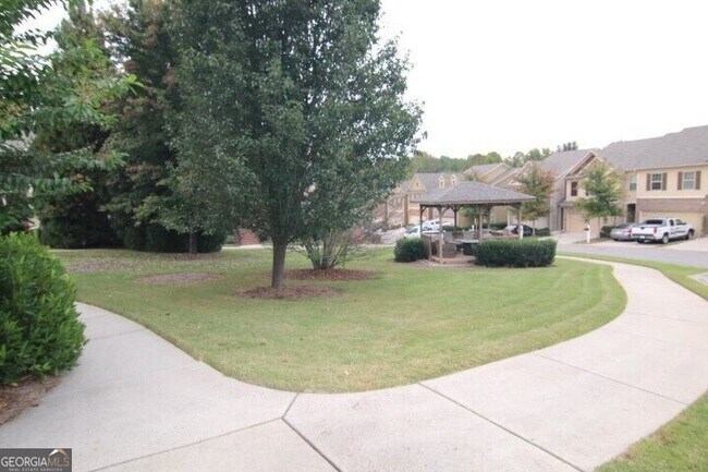 Building Photo - 5850 Vinyard Ln