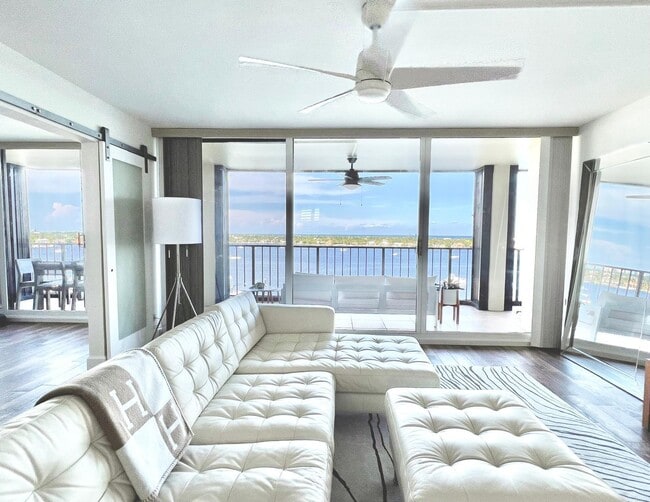 Primary Photo - 132 Lakeshore Dr