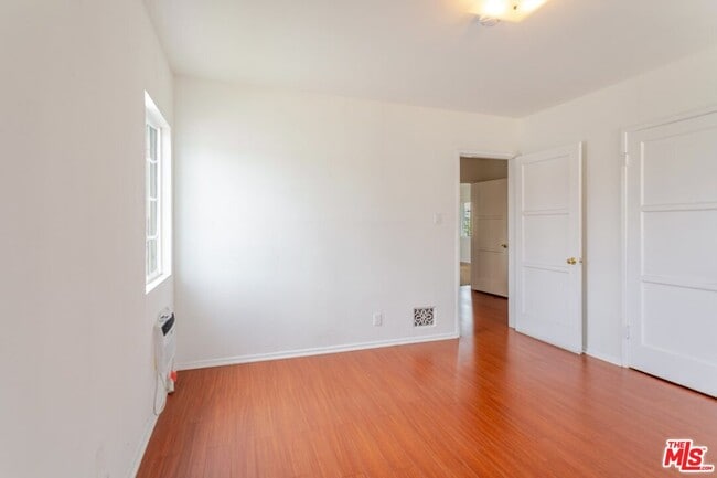 Building Photo - 1708 S Crescent Heights Blvd