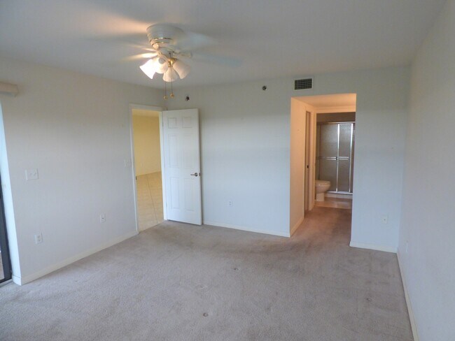 Building Photo - Rolls Landing Condo- Gated community with all the features