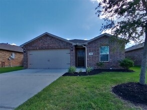 Building Photo - 332 Summer Horse Dr